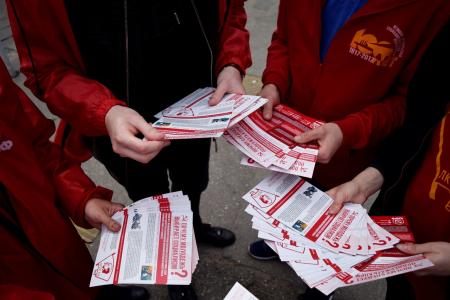 Калининградские комсомольцы провели акцию  "Красные в городе"