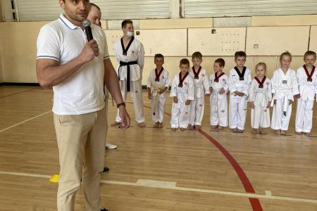 Тюменские коммунисты активно поддерживают спортсменов