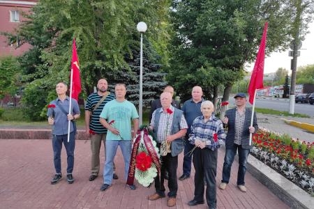 Подмосковные коммунисты провели мероприятия в День памяти и скорби по всему региону