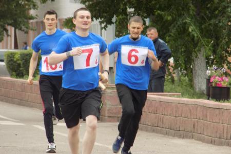 Воронежские коммунисты поздравили самолетостроителей с возвращением на «Милю ВАСО»