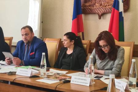 Н.Н. Мишустин: Защитим права семьи, детей от опасной цифровой школы, ювенальной юстиции, административного произвола