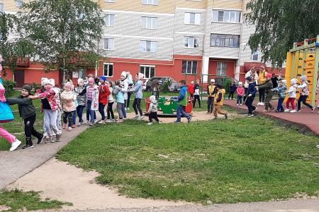 Кострома. Сказка во дворе