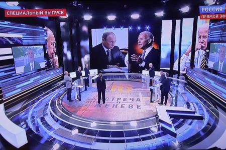 Юрий Афонин в программе «60 минут»: Нам надо проводить самостоятельную политику и укреплять страну изнутри