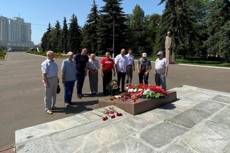 Подмосковные коммунисты провели мероприятия в День памяти и скорби по всему региону
