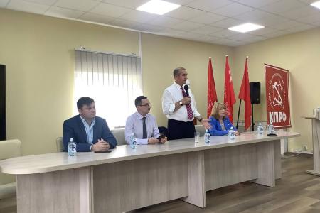Ленинградские коммунисты пообщались с С.Г.  Левченко