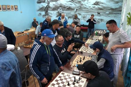 Тувинская Народная Республика. При поддержке КПРФ проведены шахматный и футбольный турниры