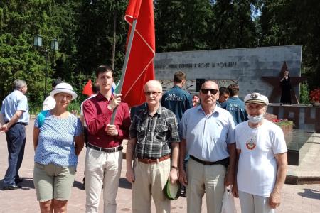 Подмосковные коммунисты провели мероприятия в День памяти и скорби по всему региону