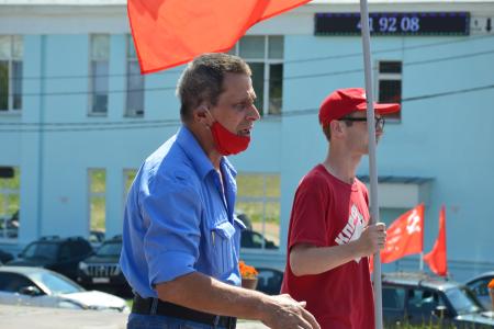 Коммунисты города Иваново почтили память павших в годы Великой Отечественной войны