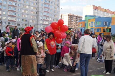 В Ярославле коммунисты провели серию детских праздников