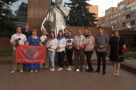 Подмосковные коммунисты провели мероприятия в День памяти и скорби по всему региону