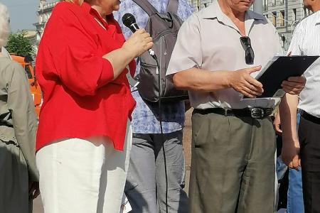 Добровольность вакцинации – залог мира и стабильности! Акция московских коммунистов