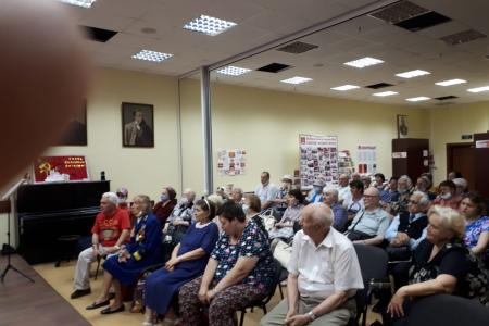 Воронежское отделение ВЖС-«Надежда России» провело музыкально-поэтический вечер «Вспомним всех поименно…»