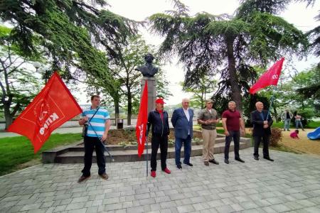 Севастопольские коммунисты отметили 222-ю годовщину со дня Рождения Пушкина