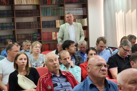 В Свердловском обкоме КПРФ прошло обучение активистов агитации и пропаганде в сети интернет. Главные итоги