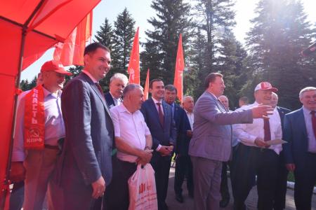 Состоялось открытие второго этапа XVIII съезда КПРФ