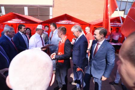 Состоялось открытие второго этапа XVIII съезда КПРФ