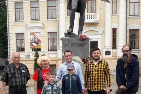 Краснодарский край. Активисты и сторонники КПРФ отметили День русского языка – день рождения Пушкина