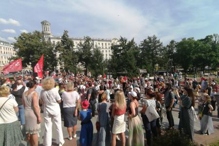 Добровольность вакцинации – залог мира и стабильности! Акция московских коммунистов