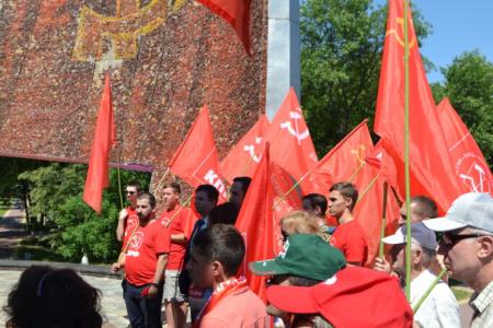Нижегородские коммунисты почтили память павших в Великой Отечественной войне