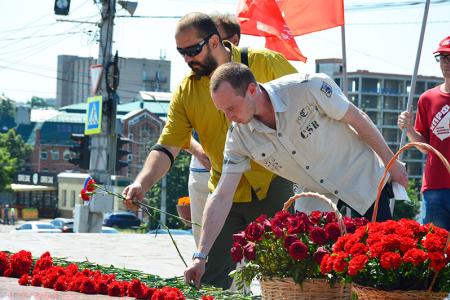 Коммунисты города Иваново почтили память павших в годы Великой Отечественной войны
