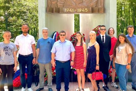 Подмосковные коммунисты провели мероприятия в День памяти и скорби по всему региону