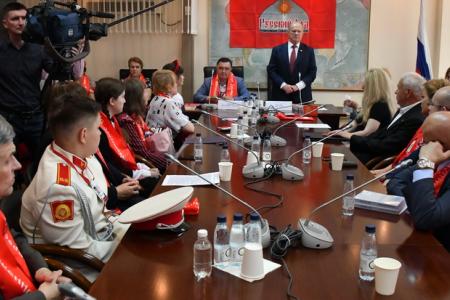Г.А. Зюганов: «Бог не в силе, а в правде и могучем русском слове»
