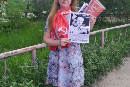 Сталинградские коммунисты провели серию одиночных пикетов в защиту прав граждан
