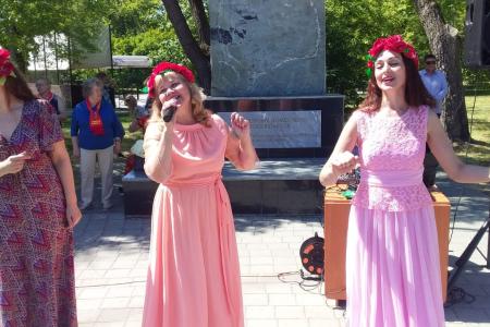 День Русского языка отпраздновали коммунисты Тюмени