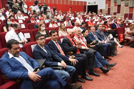 Состоялось открытие второго этапа XVIII съезда КПРФ