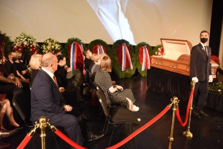 Г.А. Зюганов проводил в последний путь советского актера и кинорежиссера В.В. Меньшова