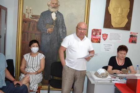 Республика Калмыкия. Депутаты КПРФ проводят традиционные встречи с населением