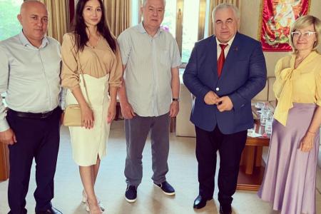 Казбек Тайсаев прибыл в Молдову для участия в работе группы международных наблюдателей на парламентских выборах