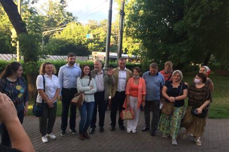 Москва. «Народная приемная» КПРФ в ВАО: Быть или не быть Семеновскому парку?
