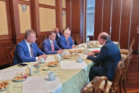 Казбек Тайсаев прибыл в Молдову для участия в работе группы международных наблюдателей на парламентских выборах
