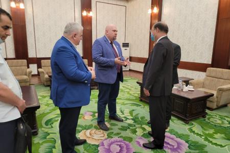 В 27-ю годовщину со дня смерти вождя корейского народа Ким Ир Сена К.К. Тайсаев и И.Н. Макаров встретились с  Чрезвычайным и Полномочным Послом КНДР в Российской Федерации Син Хон Чхолем
