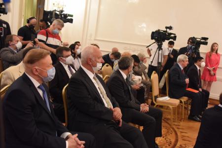 В Доме приемов МИД России состоялось торжественное мероприятие, посвященное 20-летию подписания Договора о добрососедстве, дружбе и сотрудничестве между РФ и КНР