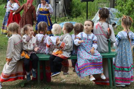 Ярославская область. Проблемные вопросы жителей п. Песочное Рыбинского района на контроле депутатов-коммунистов