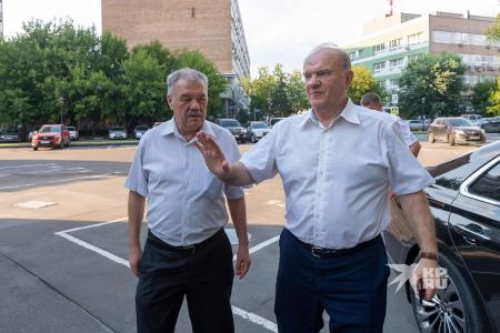 Председатель ЦК КПРФ выступил в программе "Партийная среда с Геннадием Зюгановым" на радио "Комсомольская правда"