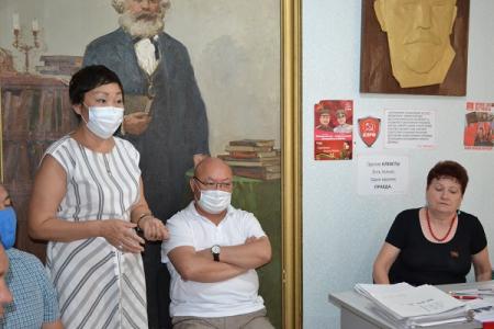 Республика Калмыкия. Депутаты КПРФ проводят традиционные встречи с населением