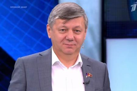 Дмитрий Новиков на Первом канале: «И Украине, и России нужны нравственные камертоны»