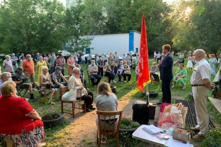 Денис Парфенов: «Стройке нет! Встретился с жителями ул. Белозерская в Бибирево»