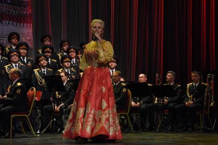 В Москве состоялся торжественный концерт, посвященный 100-летней годовщине образования Компартии Китая
