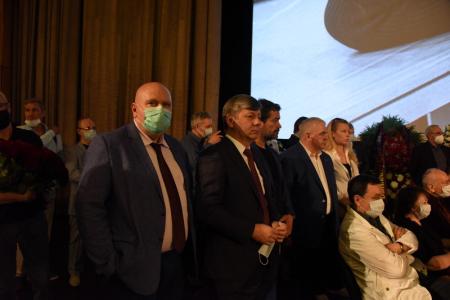 Г.А. Зюганов проводил в последний путь советского актера и кинорежиссера В.В. Меньшова
