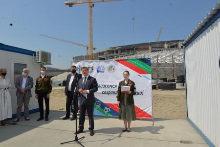 Анатолий Локоть дал старт новому семестру студотрядов