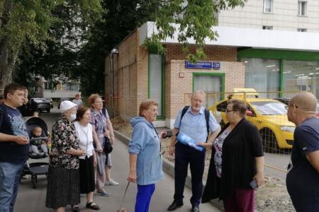 Москва. «Народная приемная» КПРФ в ВАО: «Бесмысленный и беспощадный бордюринг» на Соколиной Горе вновь напоминает о проблемах местного самоуправления