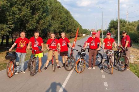 За перемены! Активисты КПРФ провели велопробег в Тюменской области