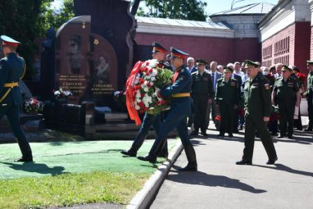 Г.А. Зюганов принял участие в памятных мероприятиях, посвященных 100-летию Маршала Советского Союза В.Г. Куликова