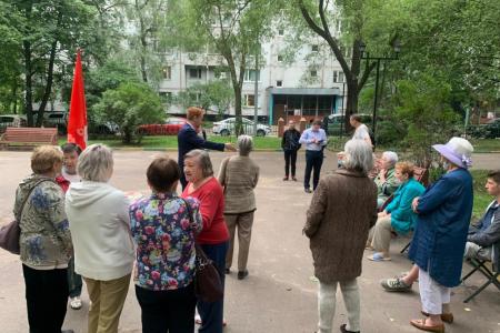 Денис Парфенов: «Дюжина встреч с людьми каждую неделю»