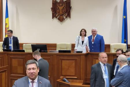 Казбек Тайсаев прибыл в Молдову для участия в работе группы международных наблюдателей на парламентских выборах