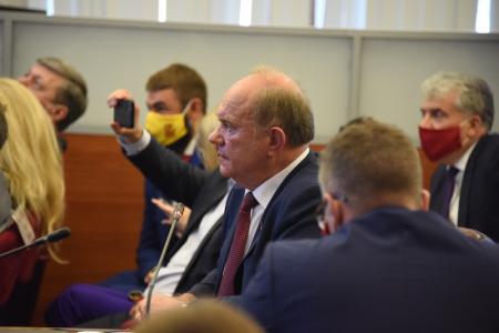ЦИК РФ зарегистрировал список кандидатов от КПРФ для участия в выборах в Госдуму